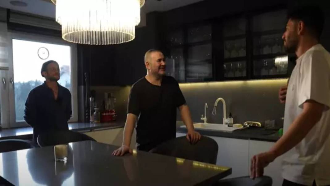 Şafak Sezer ilk kez evinin kapılarını açtı! Göreceğiniz en ilginç ev, tuvaletindeki o detay şok etti 3